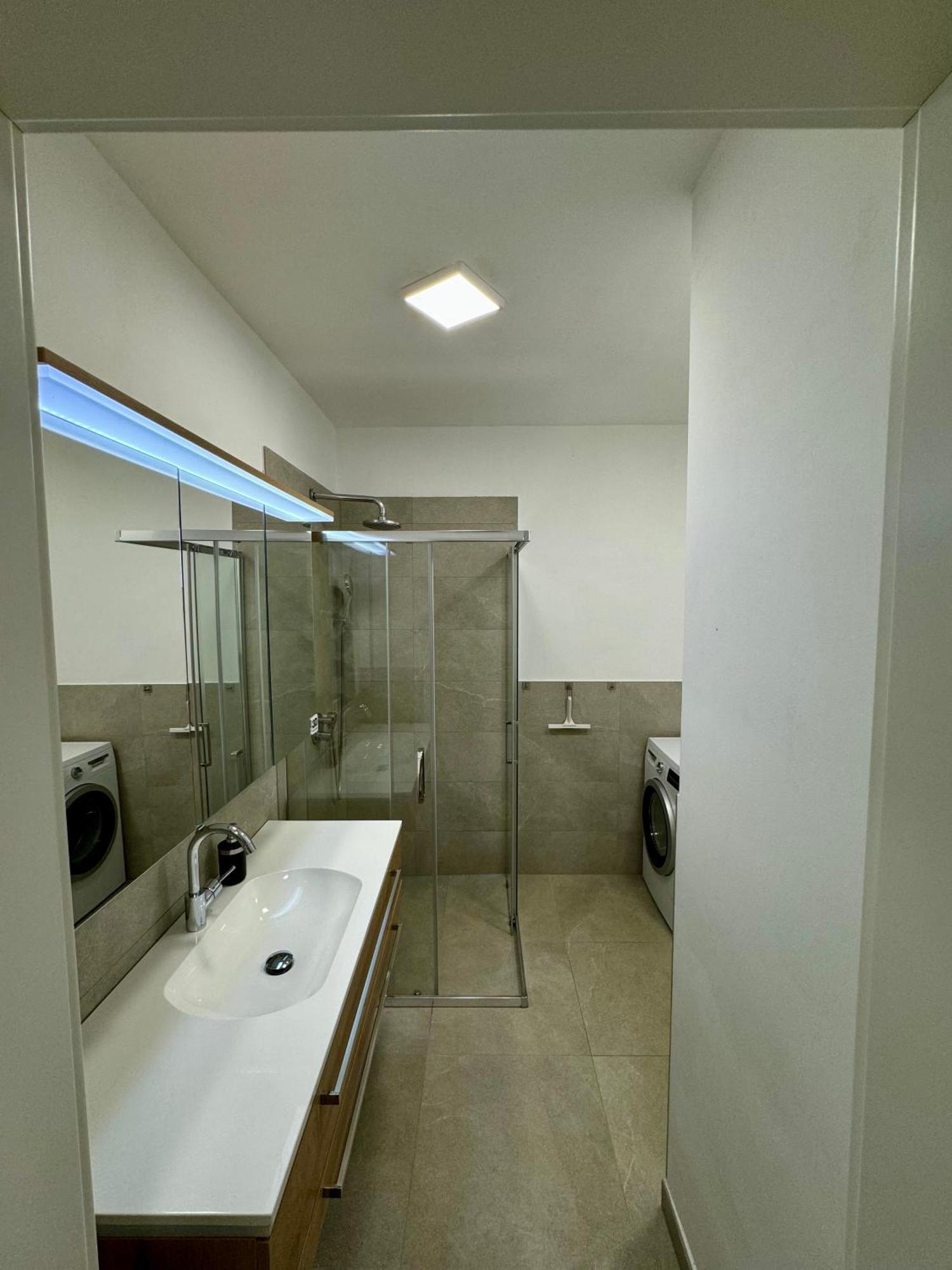 Enna Apartment A Meerblick Perfect Location Medulin Ngoại thất bức ảnh