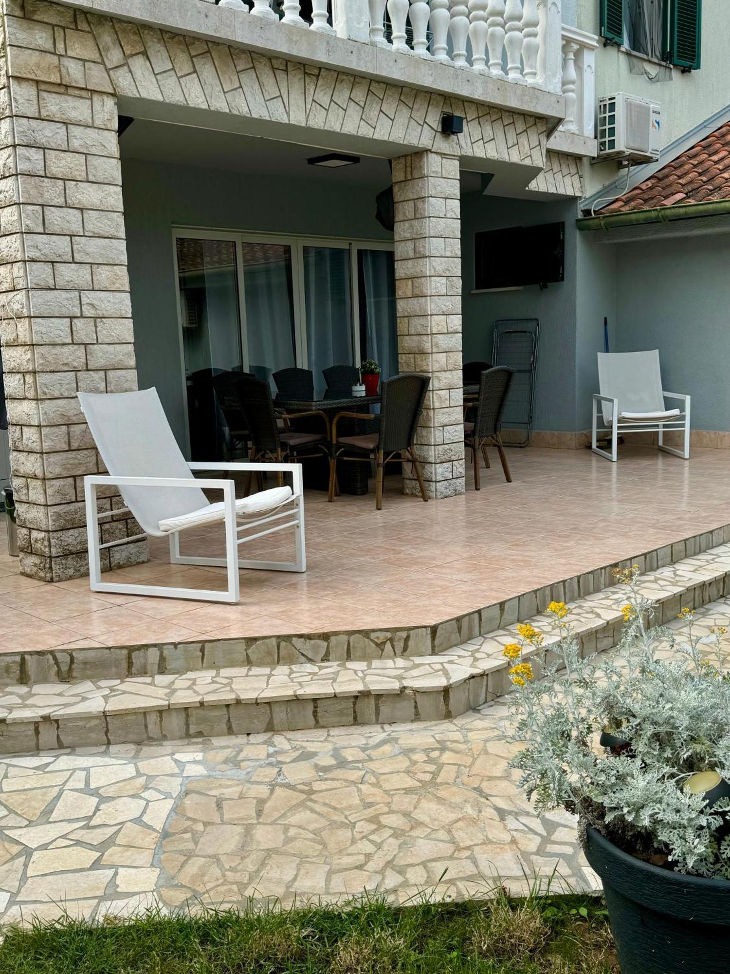 Enna Apartment A Meerblick Perfect Location Medulin Ngoại thất bức ảnh